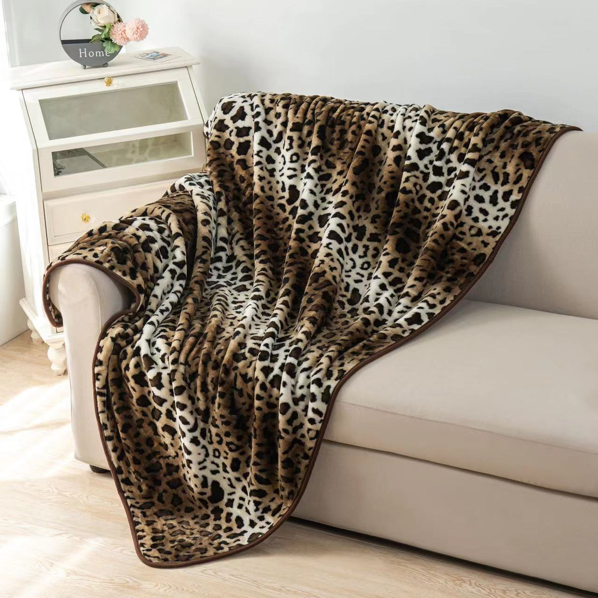 Mink Super Soft Warm Faux Fur Animal Skins Blanket Sofa Bed Throw in Double & King Size (Leopard, Double 150 x 200cm)