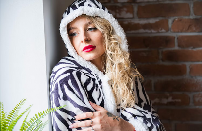 Super Soft Warm Sherpa Fleece Wearable Hoodie Blankets Throws Animal Skin Print Check Designs -130 x 180 cm