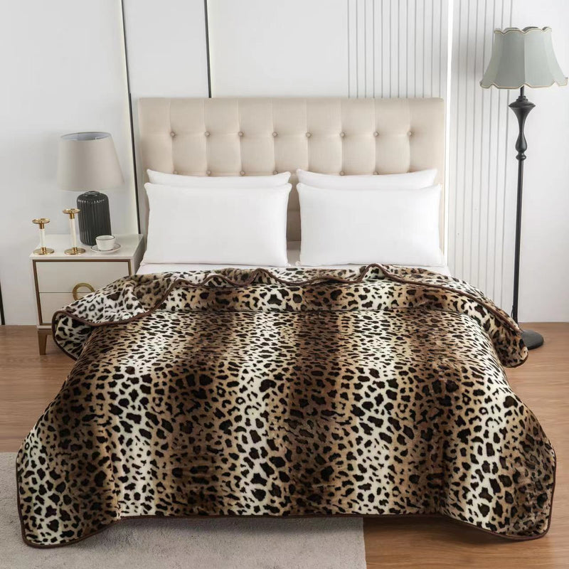 Mink Super Soft Warm Faux Fur Animal Skins Blanket Sofa Bed Throw in Double & King Size (Leopard, Double 150 x 200cm)